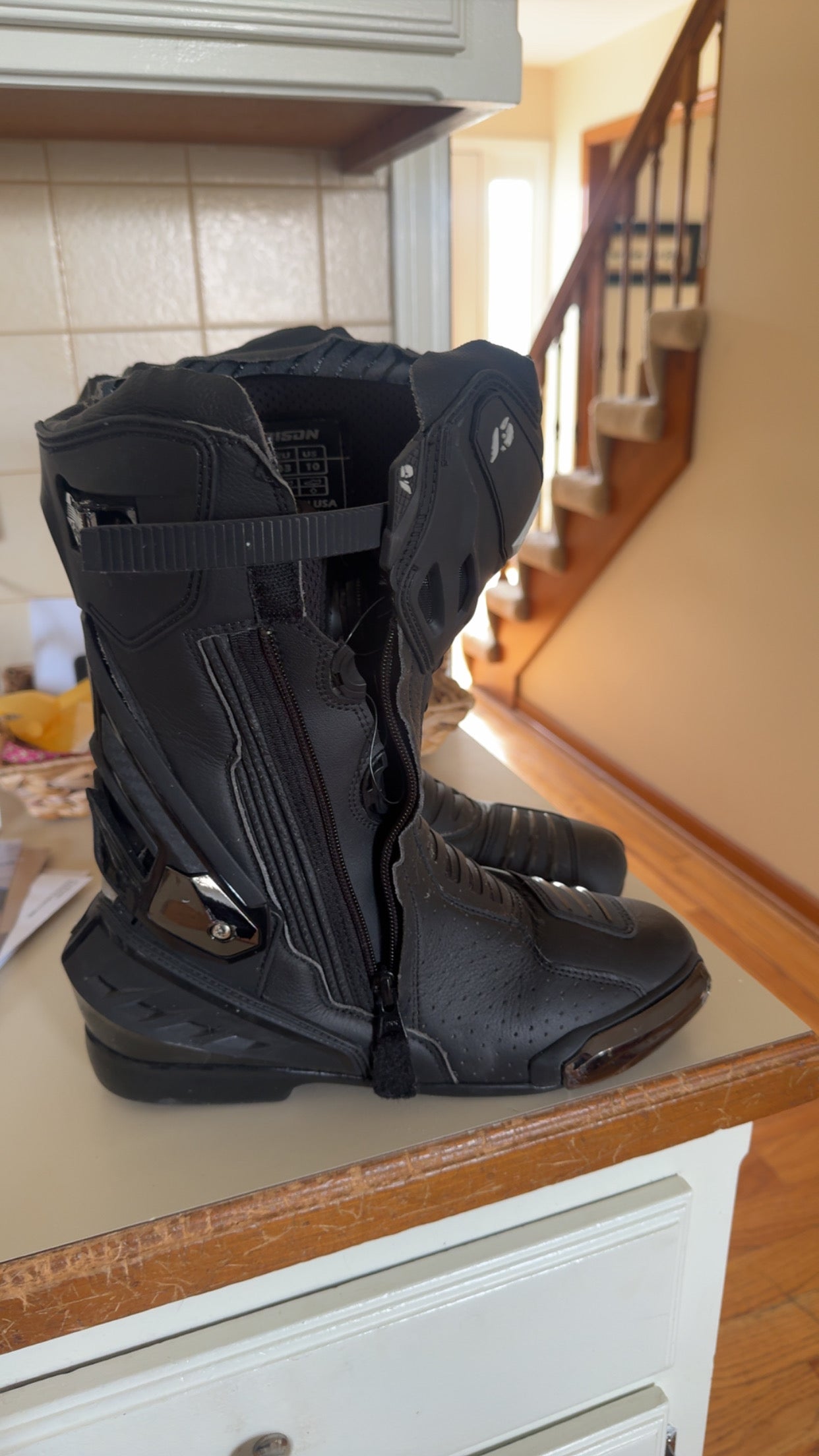 Bison Thor 1 Motorcycle Boot Size 10 US (used)